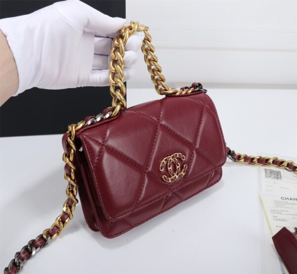 CHANEL 19 CROSSBODY BAG DARK RED AP0957 - Image 3