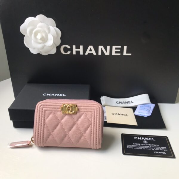CHANEL BOY LOGO CC PINK GOLD - Image 9