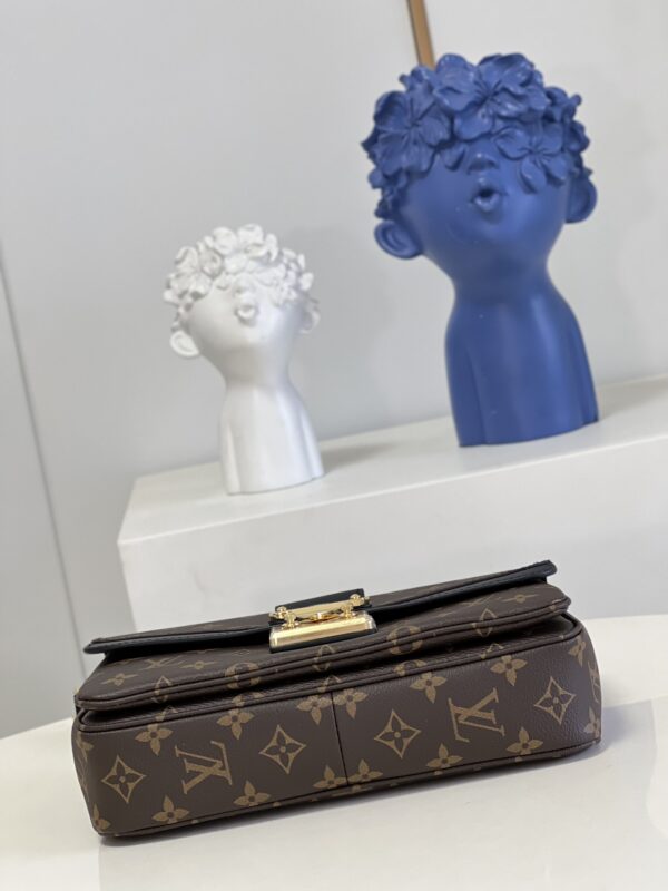 LOUIS VUITTON MARCEAU BLACK M46126 - Image 4