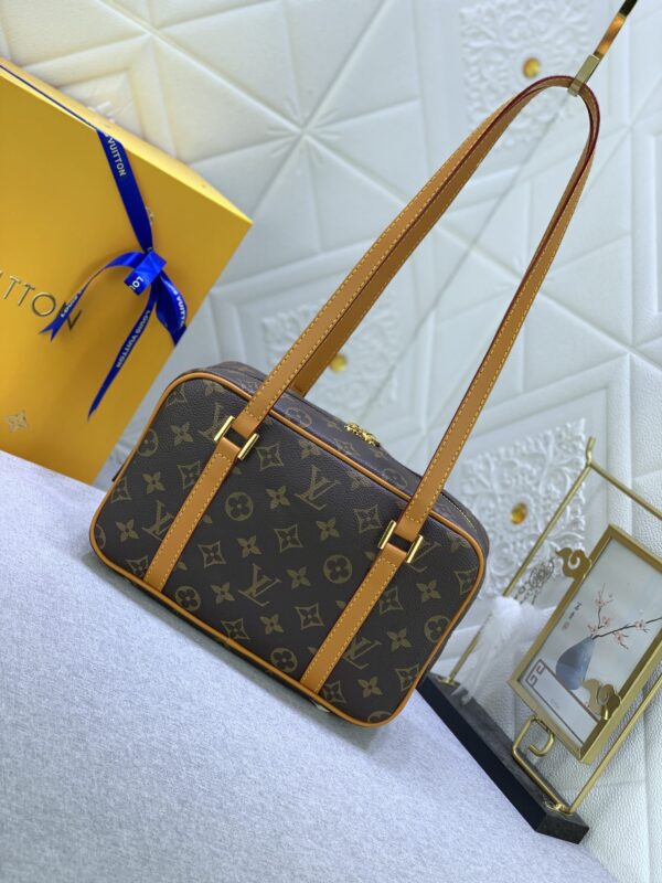 LOUIS VUITTON CITÉ MONOGRAM BROWN M46321 - Image 6