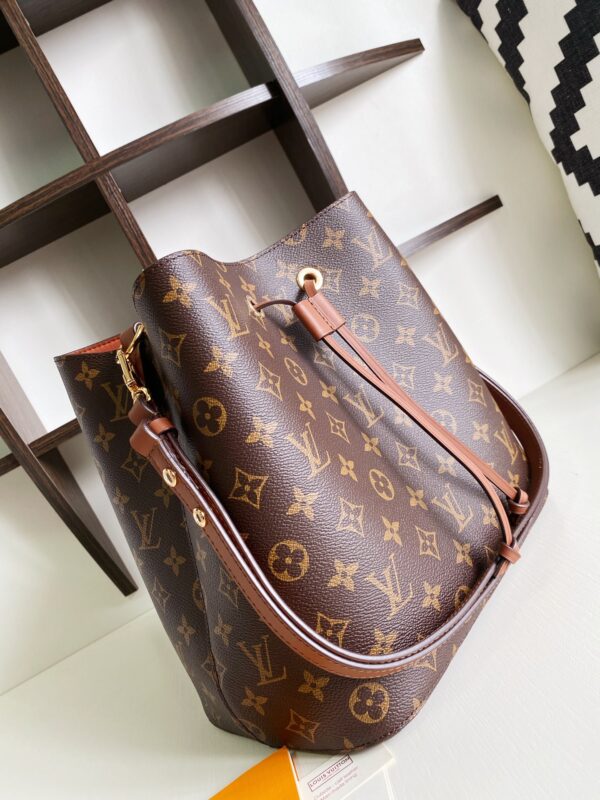 LOUIS VUITTON NÉONOÉ MM BROWN M44887 - Image 2