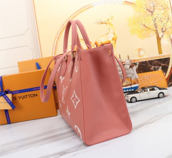 LOUIS VUITTON ONTHEGO MM PINK M46286 - Image 4