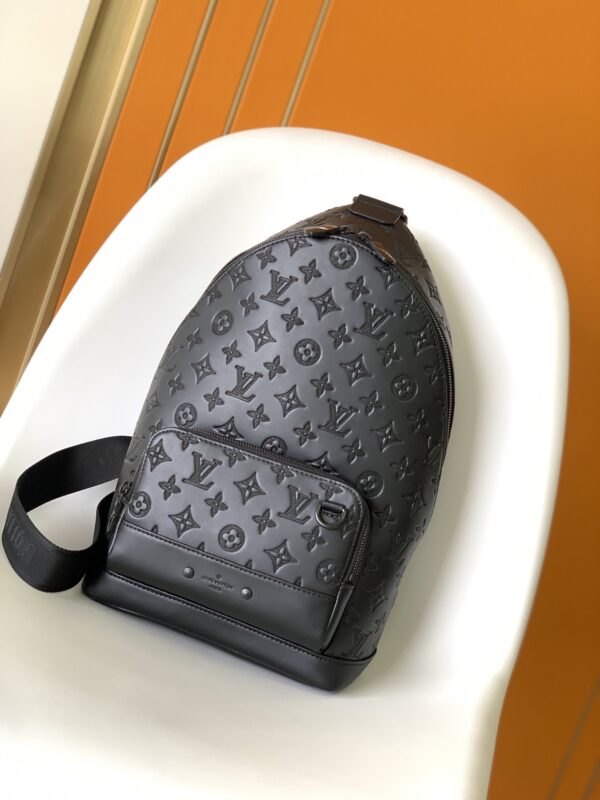 LOUIS VUITTON RACER SLINGBAG MONOGRAM BLACK M46107 - Image 10
