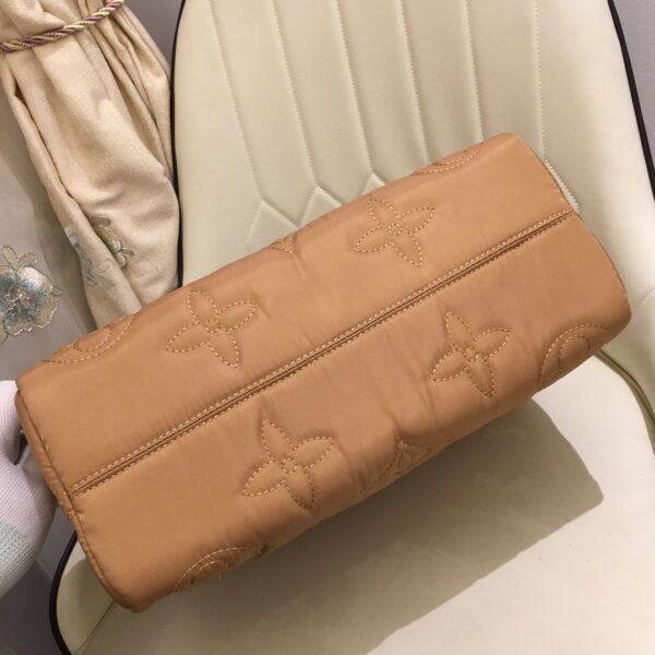 LOUIS VUITTON ONTHEGO MM BROWN 34CM - Image 6