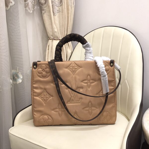 LOUIS VUITTON ONTHEGO MM BROWN 34CM - Image 5