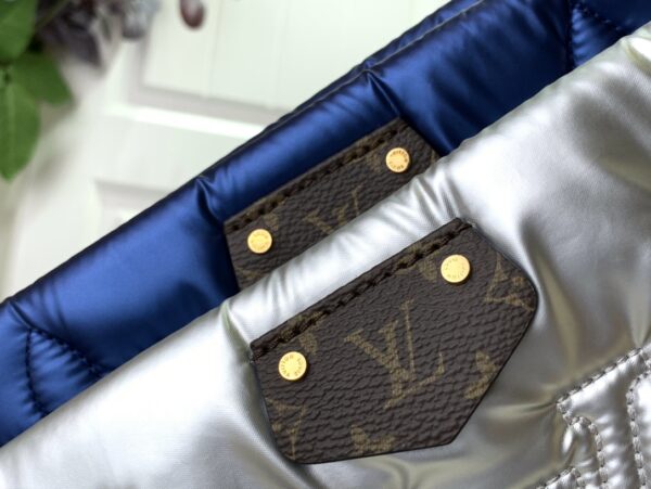 LOUIS VUITTON MAXI MULTI POCHETTE ACCESSOIRES SILVER M21057 - Image 6
