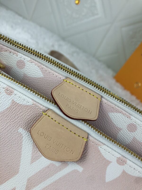 LOUIS VUITTON MULTI POCHETTE ACCESSOIRES M57634 - Image 9