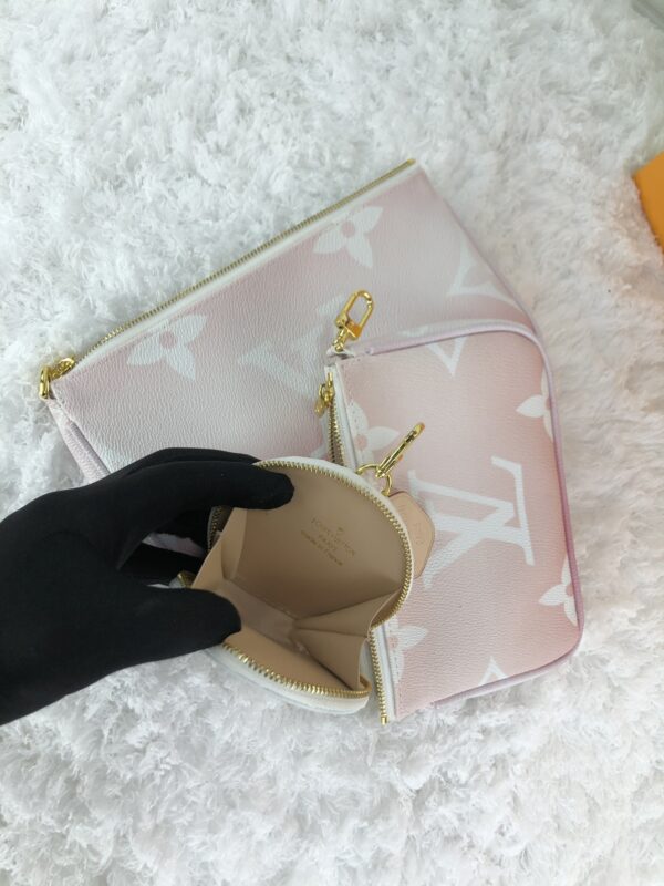 LOUIS VUITTON MULTI POCHETTE ACCESSOIRES M57634 - Image 4