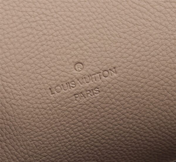 LOUIS VUITTON HAUMEA BEIGE M55031 - Image 8
