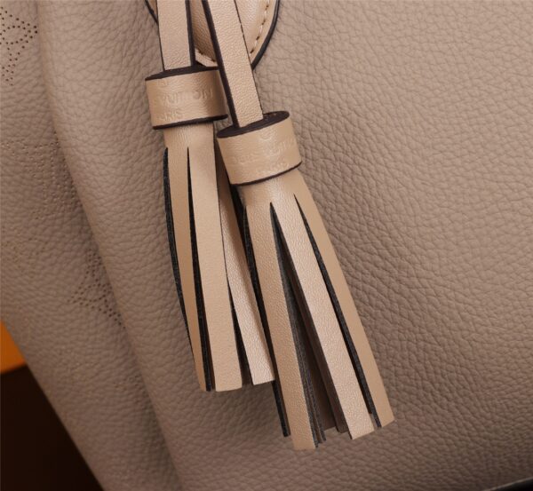 LOUIS VUITTON HAUMEA BEIGE M55031 - Image 3