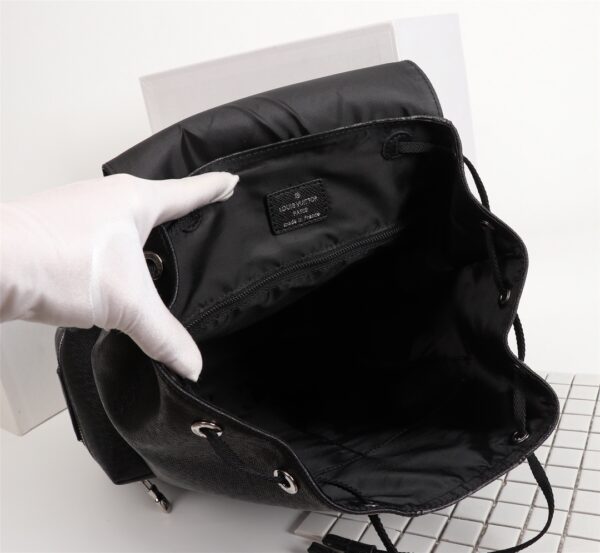 LOUIS VUITTON OUTDOOR BACKPACK BLACK M30417 - Image 4