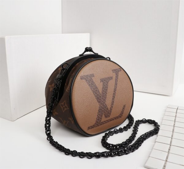 LOUIS VUITTON REVERSE MONOGRAM GIANT BOURSICOT M68606 - Image 2