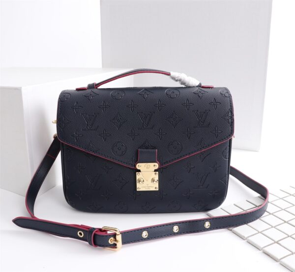 LOUIS VUITTON POCHETTE METIS NAVY BLUE M44071 - Image 5