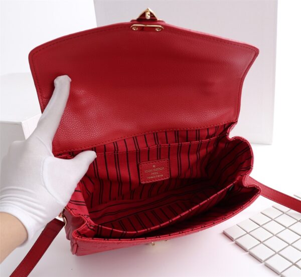 LOUIS VUITTON POCHETTE METIS RED 25CM - Image 6