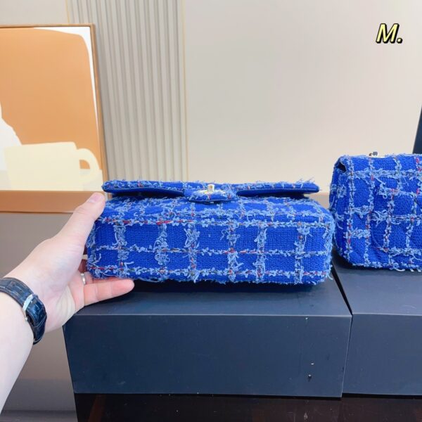 CHANEL 23C TWEED MINI RECTANGLE CROSSBODY BLUE 26CM - Image 3