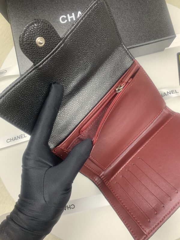 CHANEL CLASSIC CARD HOLDER CAVIAR LEATHER BLACK WITH SILVER HARDWARE 15CM - Image 2