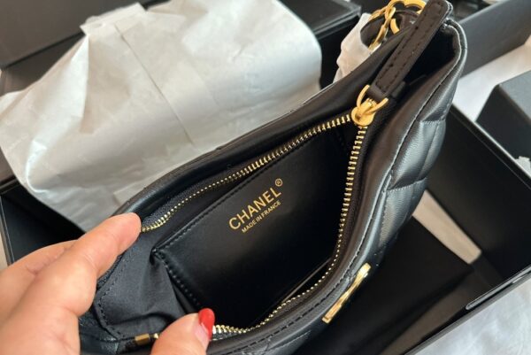 CHANEL HOBO HANDBAG BLACK 23CM AS3562 B09178 94305 - Image 5