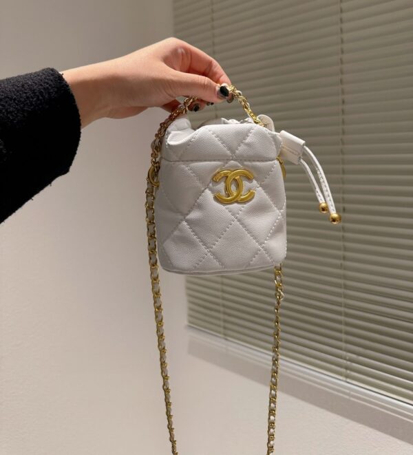 CHANEL MINI BUCKET WITH CHAIN BAG WHITE 14CM - Image 2