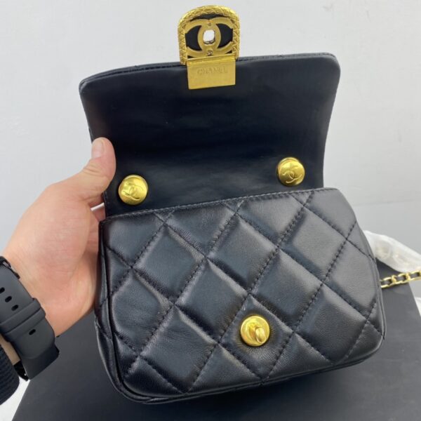 CHANEL MINI CC MATELASSE FLAP BLACK 18CM - Image 4