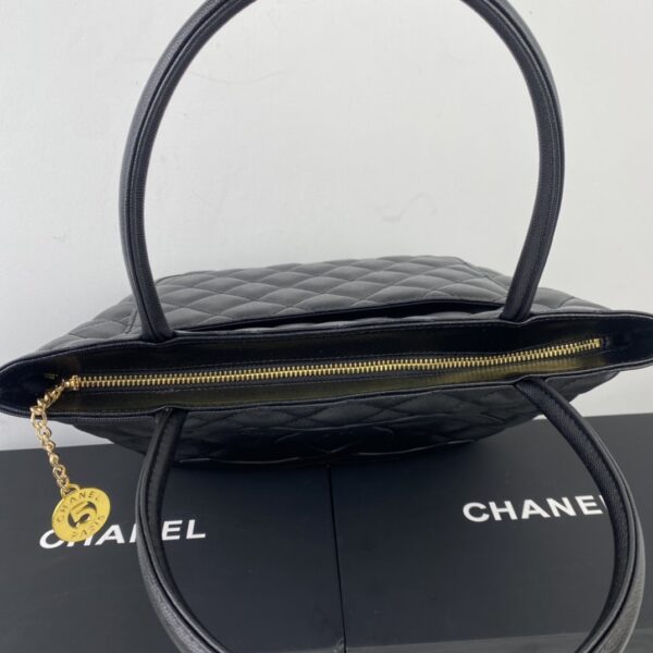 CHANEL MEDALLION TOTE BAG BLACK 30CM - Image 2