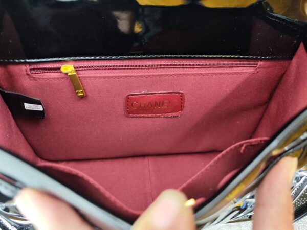 CHANEL TOP HANDLE MEDIUM FLAP LEATHER SHINY BLACK - Image 9