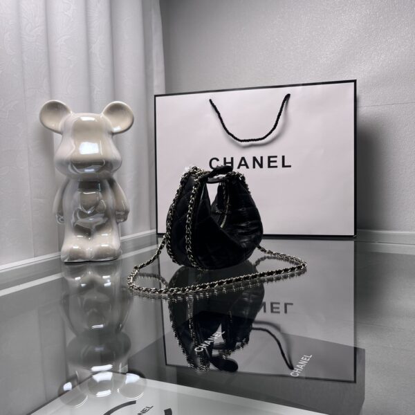 CHANEL SMALL HOBO BAG BLACK 20CM AS3917 B10551 94305 - Image 5