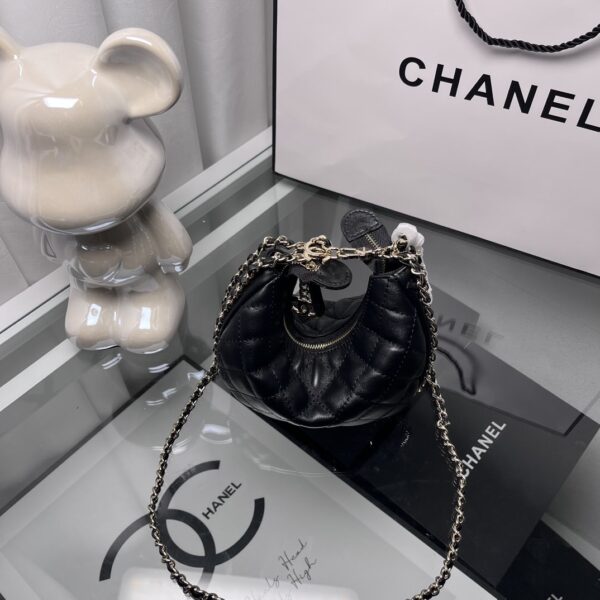 CHANEL SMALL HOBO BAG BLACK 20CM AS3917 B10551 94305 - Image 2
