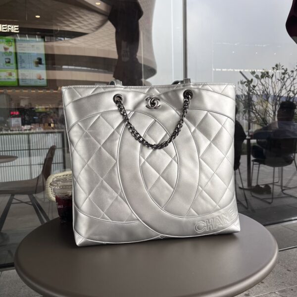 CHANEL CC CAVIAR SHOPPING BAG SILVER 37CM - Image 6