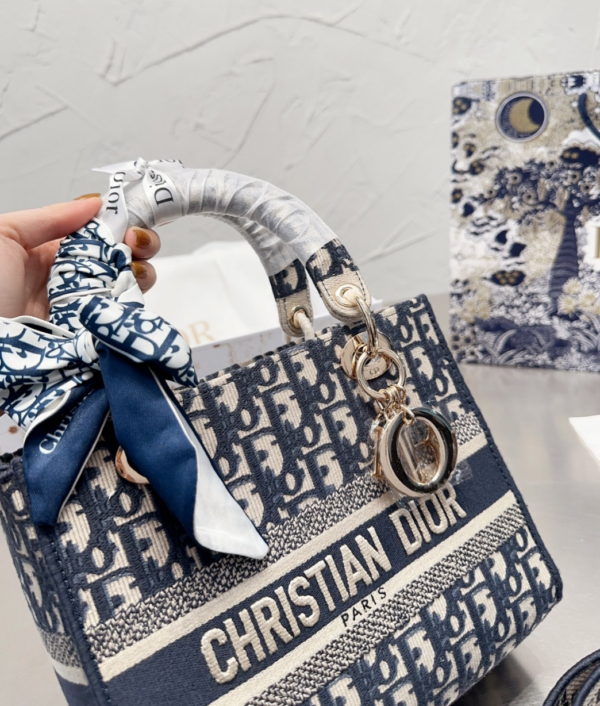 DIOR MEDIUM LADY D-LITE BAG CANVAS BLUE NAVY  24CM - Image 9