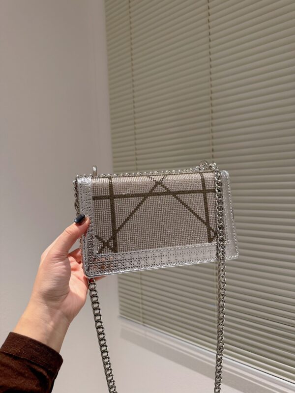 DIOR DIORAMA BULLION WHITE AND SILVER BAG 21CM - Image 3