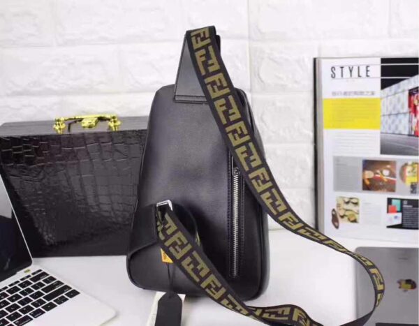 FENDI CROSSBODY HALLOWEEN BLACK BAG 26CM - Image 8