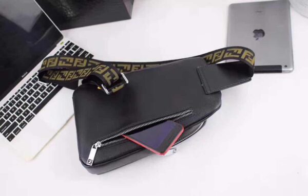 FENDI CROSSBODY HALLOWEEN BLACK BAG 26CM - Image 5