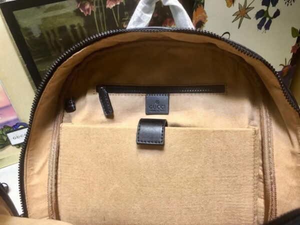 GUCCI GG SUPREME SMALL BLACK BACKPACK 41CM - Image 2