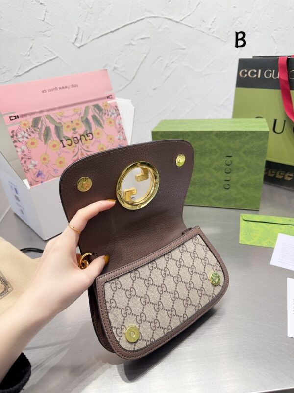 GUCCI BLONDIE MINI BAG BEIGE AND EBONY 21CM 698630 K9GSG 8358 - Image 3