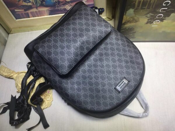 GUCCI GG SUPREME SMALL BLACK BACKPACK 41CM - Image 4