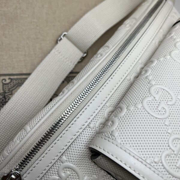 GUCCI GG EMBOSSED BELT BAG WHITE 28CM 645093 1W3CN 9022 - Image 5