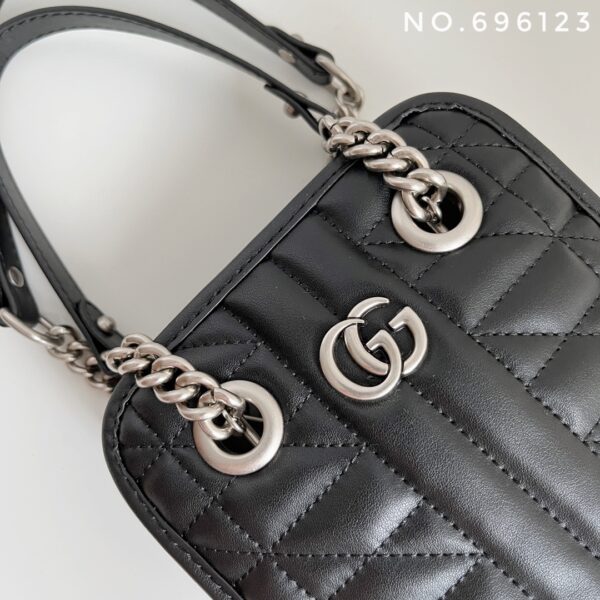 GUCCI MINI SAC GG MARMONT MATELASSE BLACK AND SILVER 16CM 696123 - Image 6
