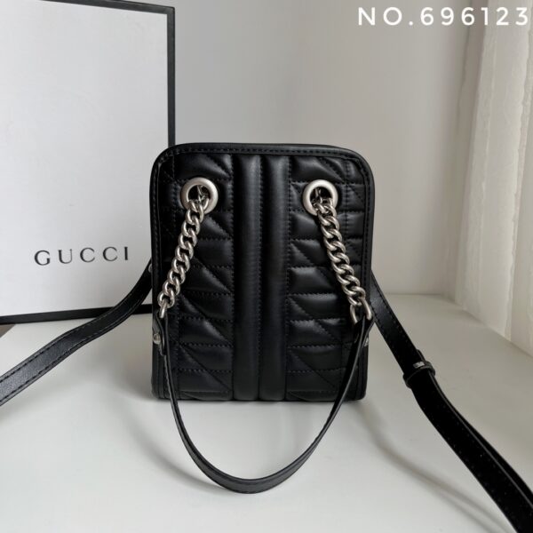 GUCCI MINI SAC GG MARMONT MATELASSE BLACK AND SILVER 16CM 696123 - Image 10