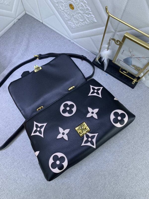 LOUIS VUITTON MADELEINE BB BLACK AND BEIGE 24CM M45978 - Image 6