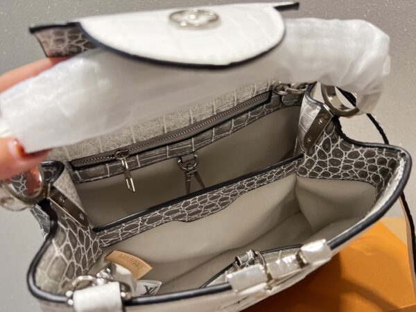 LOUIS VUITTON CAPUCINES BB SILVER 27CM N98177 - Image 5
