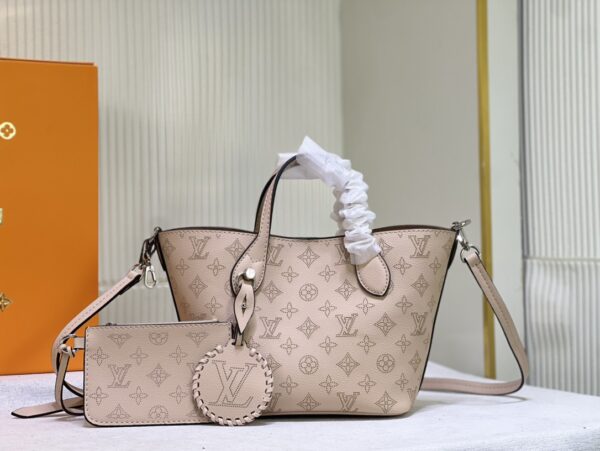 LOUIS VUITTON BLOSSOM PM BAG NUDE 20CM M21849 - Image 9