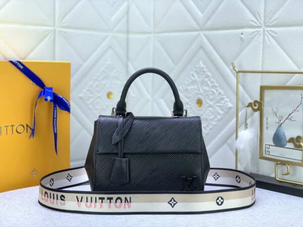 LOUIS VUITTON CLUNY MINI BLACK 20CM M58931 - Image 10