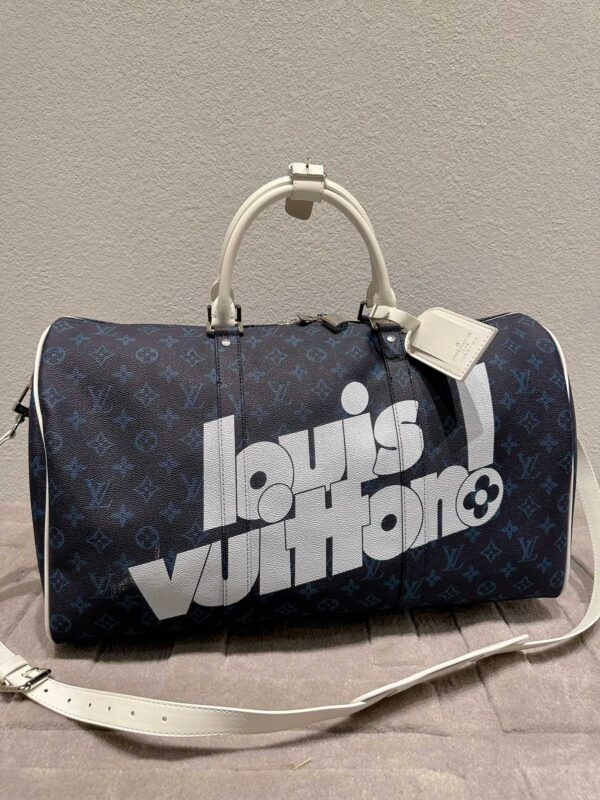 LOUIS VUITTON KEEPALL BANDOULIÈRE 50CM DARK BLUE WITH WHITE - Image 10