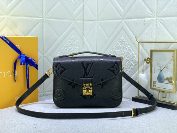 LOUIS VUITTON POCHETTE MÉTIS BLACK 25CM - Image 10