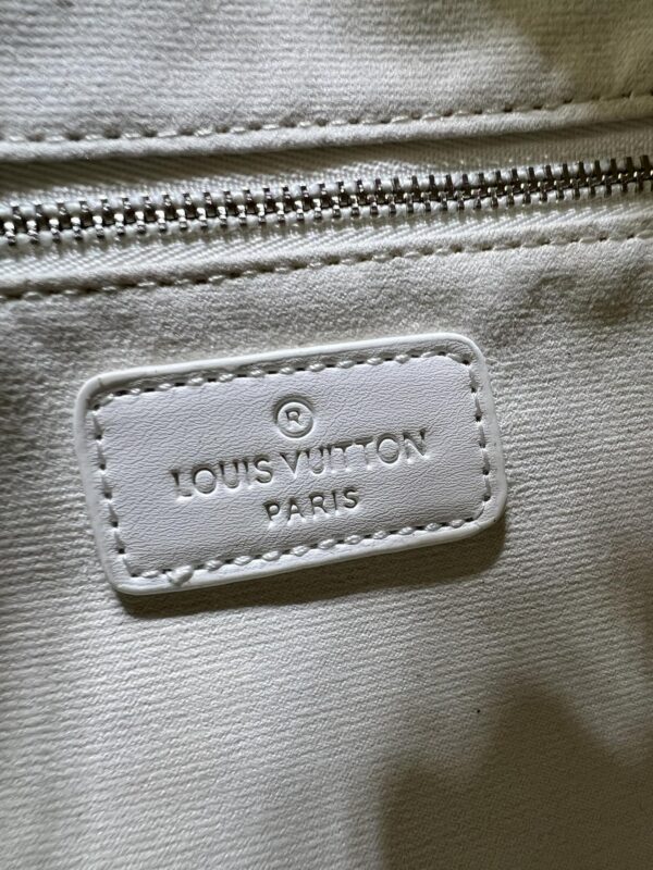 LOUIS VUITTON CITY KEEPALL BAG WHITE 20CM M21835 - Image 2
