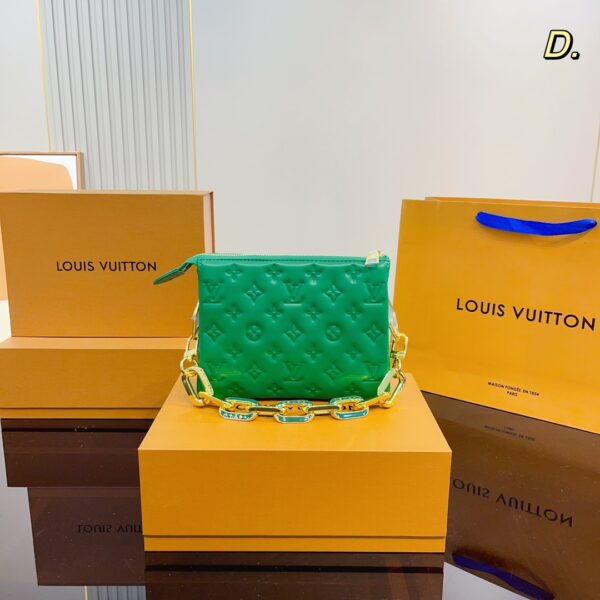 LOUIS VUITTON MONOGRAM PUFFY COUSSIN BB GREEN 21CM M59277 - Image 2