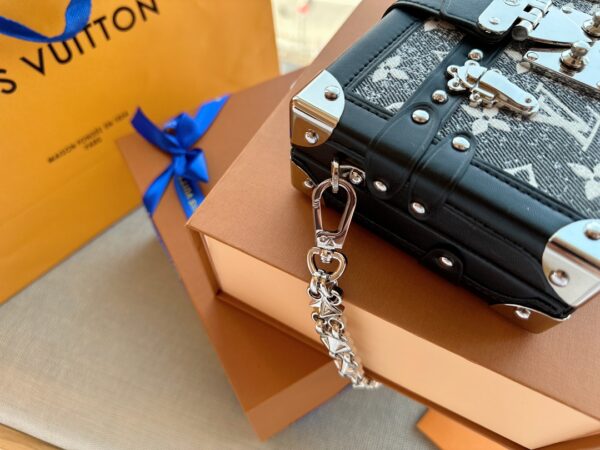 LOUIS VUITTON PETITE MALLE BLACK AND GREY 19CM M21462 - Image 2