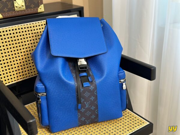 LOUIS VUITTON BACKPACK OUTDOOR MONOGRAM ECLIPSE TAIGA COBALT 42CM M30419 - Image 2