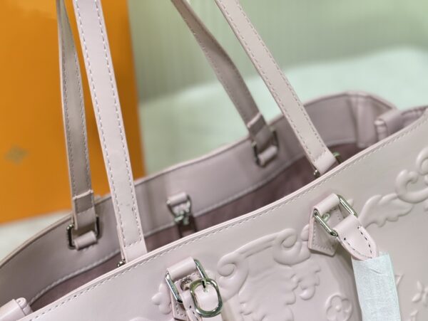 LOUIS VUITTON ORNAMENTS CAPSULE SAC PLAT LIGHT PINK 34CM M21841 - Image 3
