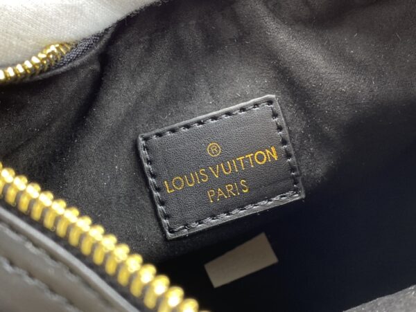 LOUIS VUITTON LOOP BAGUETTE BAG BLACK 23CM M22591 - Image 3